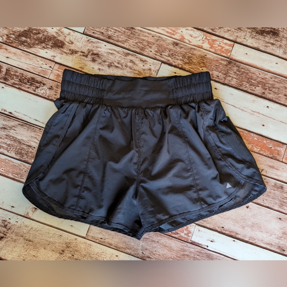 Vitality (Balance Athletica) shorts